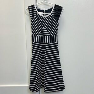 Iris & Ivy Girls Navy Blue and White Striped Dress - size 7